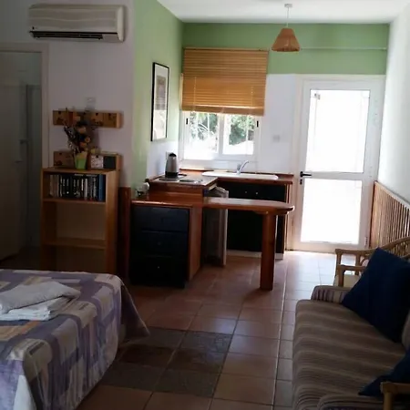 Periyiali Lejlighedshotel Polis