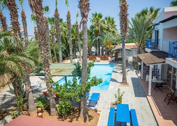 Periyiali Aparthotel Polis