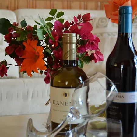 Periyiali Aparthotel Polis